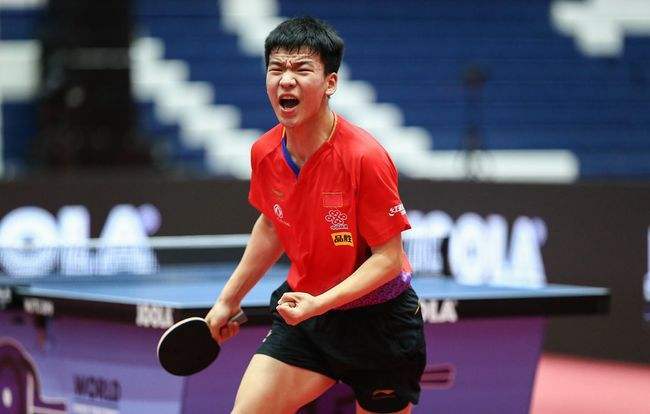 体育官方：切尔西正式签下恩佐 转会费将分期支付