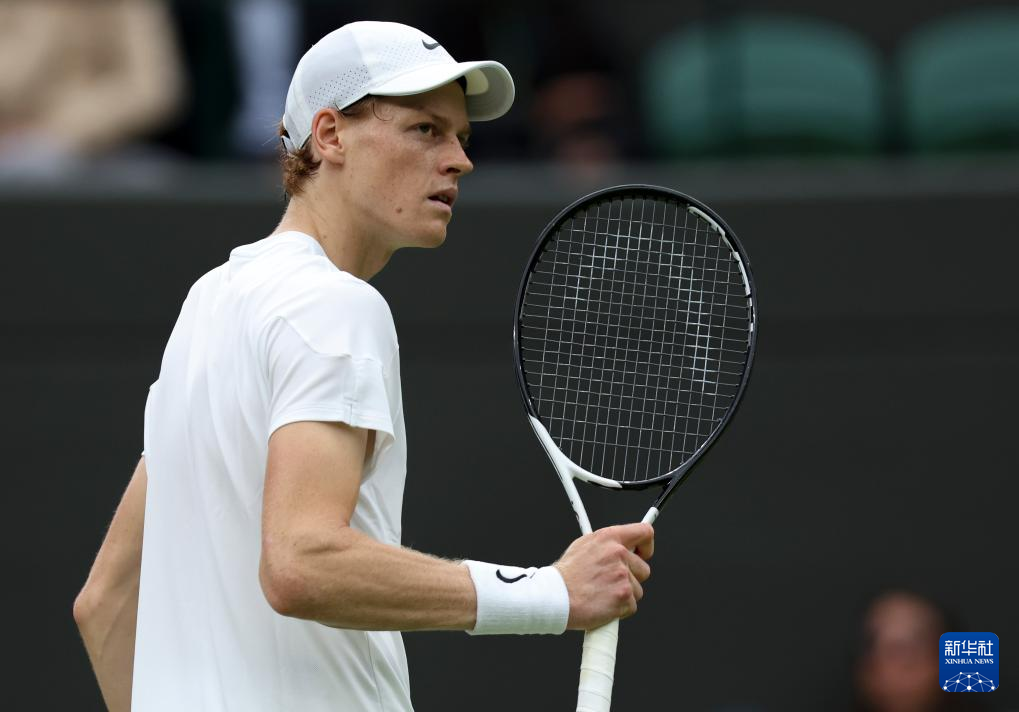 其是在面对 其是在面对