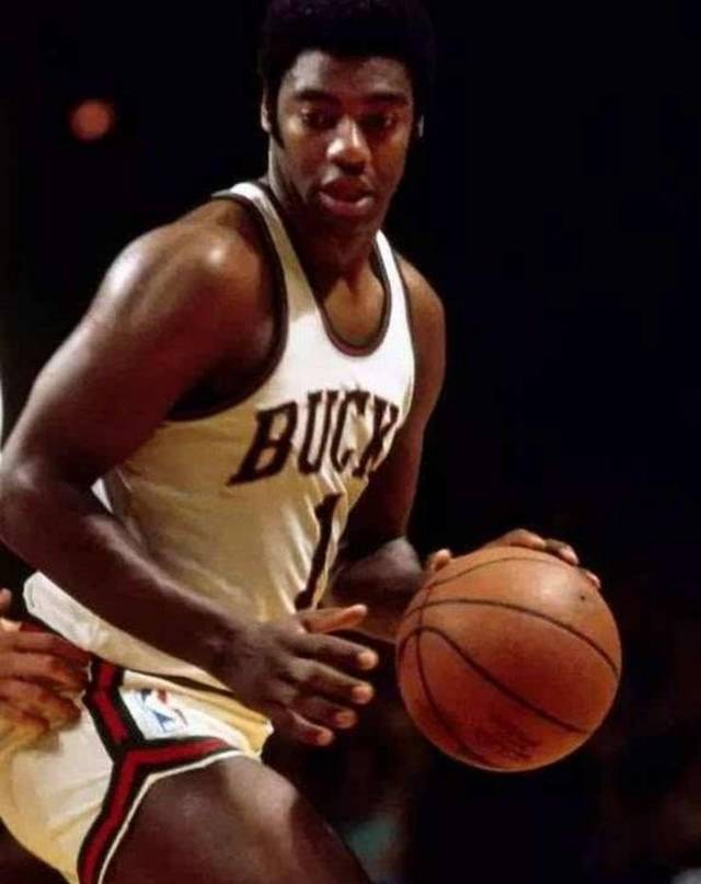 提前续约潜 提前续约潜